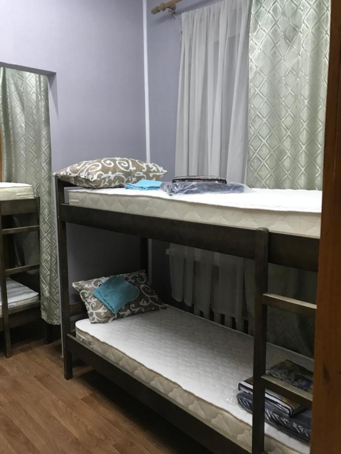 Ararat-Demeevskaya Hostel Kiev Extérieur photo