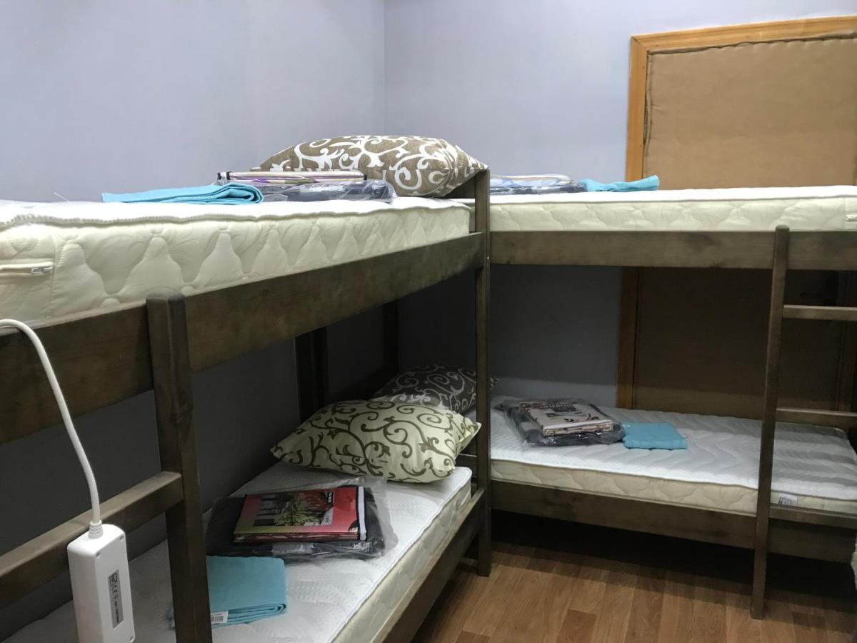 Ararat-Demeevskaya Hostel Kiev Extérieur photo